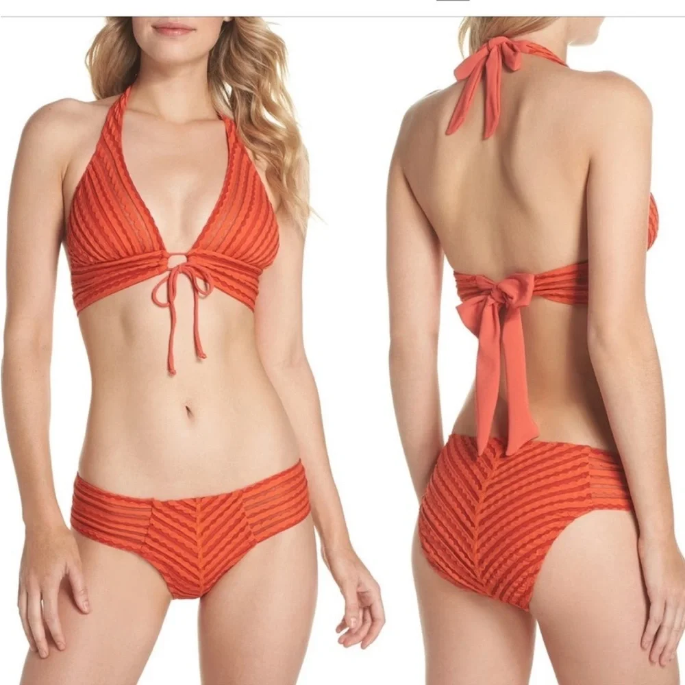 Robin Piccone Carly Keyhole Bikini Top in Pimento